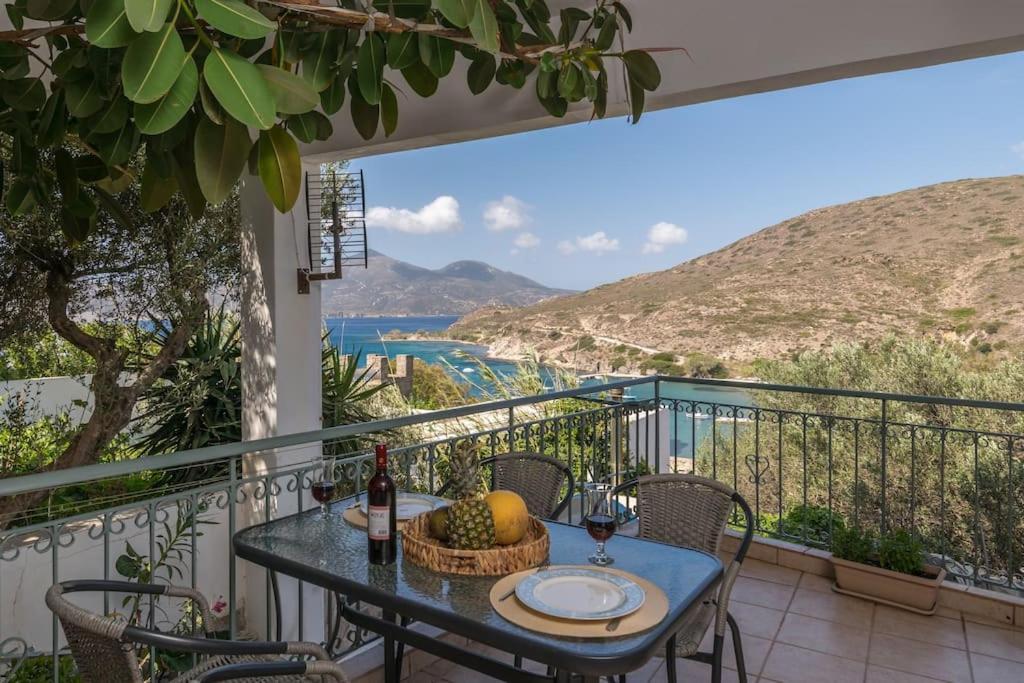 Napolitina Sea View Studio Adamantas  Exterior photo